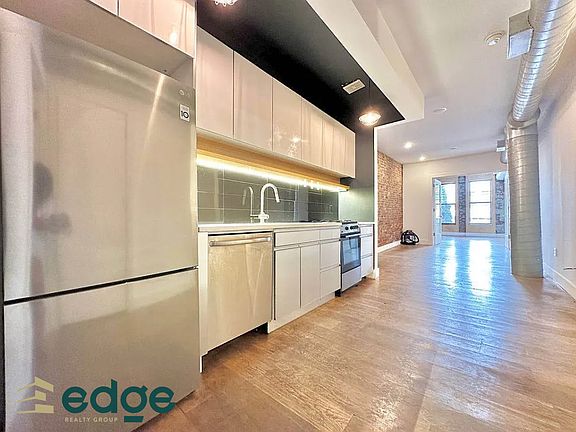 3rd image of 578 Union St APT 1B