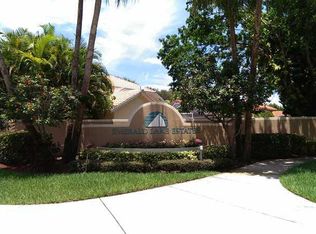 10221 SW 13th St, Pembroke Pines, FL 33025