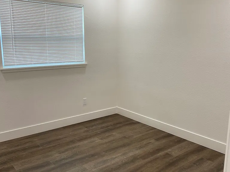 3399 Australian Cir — Photo 15