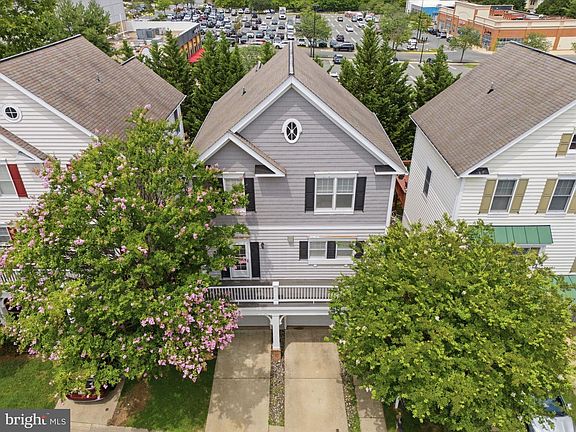 2nd image of 684 Heathwalk Mews