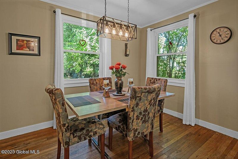 5th image of 184 Brevator Street