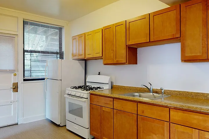 5335-5345 S. Kimbark Avenue — Photo 36