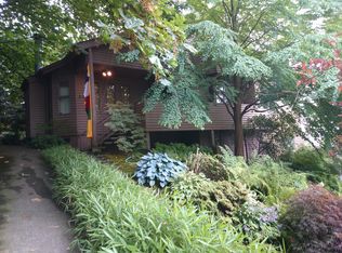 147 NW 59th St, Seattle, WA 98107