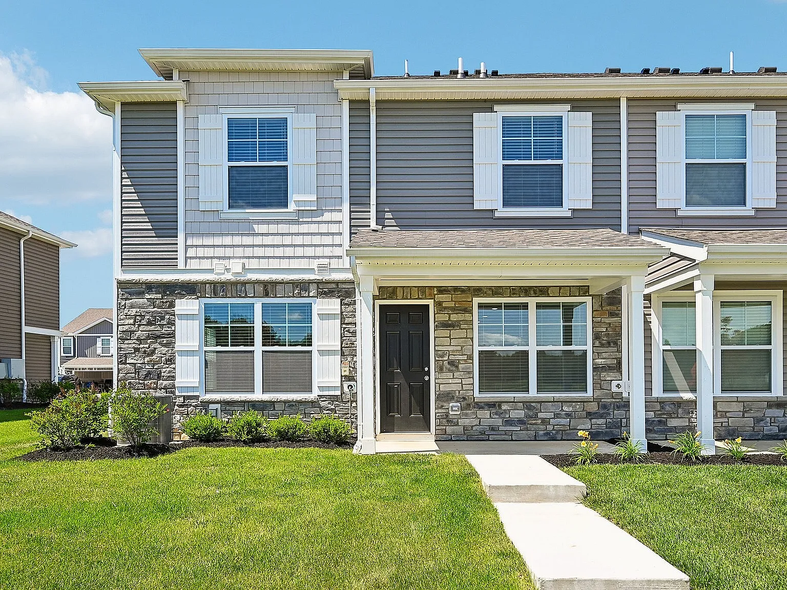 Villas at Maplewood North — Photo 1