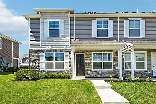 Villas at Maplewood North Photo 1
