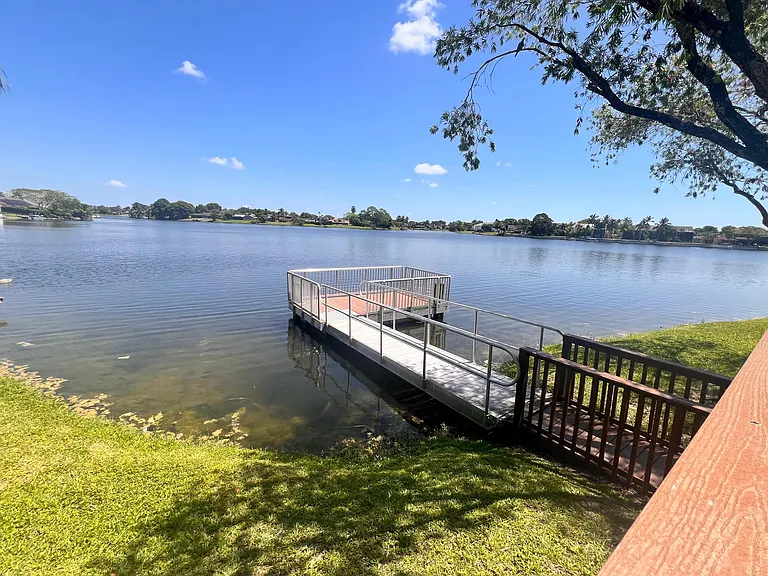 1728 Shoreside Cir — Photo 50