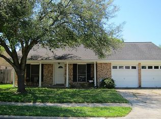 4042 Watters Rd, Pasadena, TX 77504