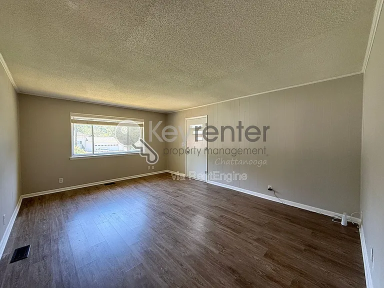 550 Alexander Dr #A — Photo 6