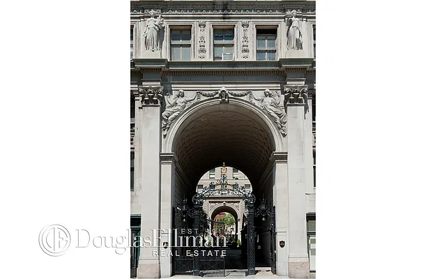 Sold by Douglas Elliman | media 19