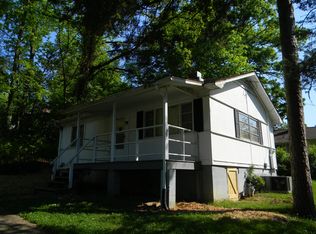 103 Tucker Rd, Oak Ridge, TN 37830