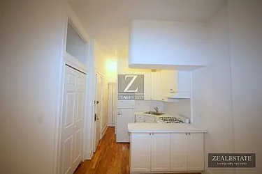 Rented by ZealEstate Group Inc