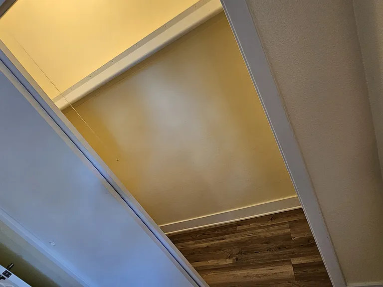 2261 W Bay Dr #1 — Photo 11