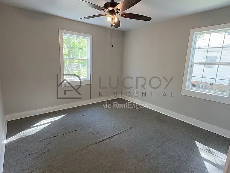 201 W Santa Clair St — Photo 10