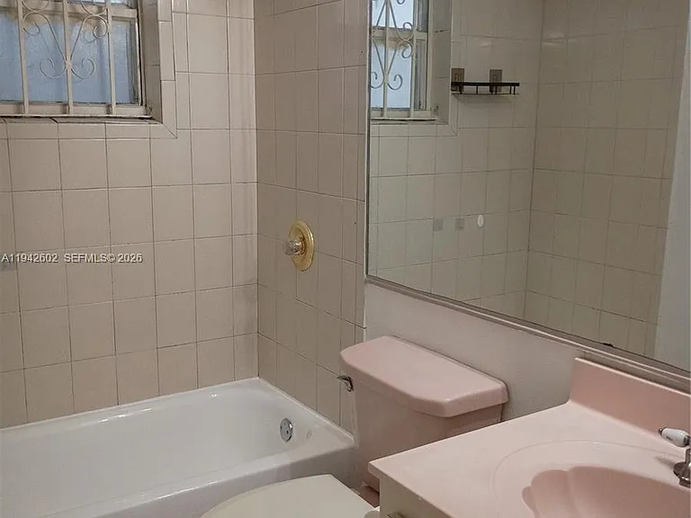 2498 SW 17th Ave #4209 — Photo 11