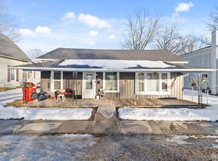 301 S Washington St, Pierceton, IN 46562