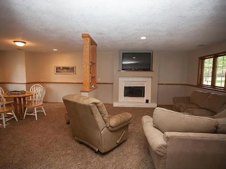 4155 Pennsylvania Ave — Photo 13