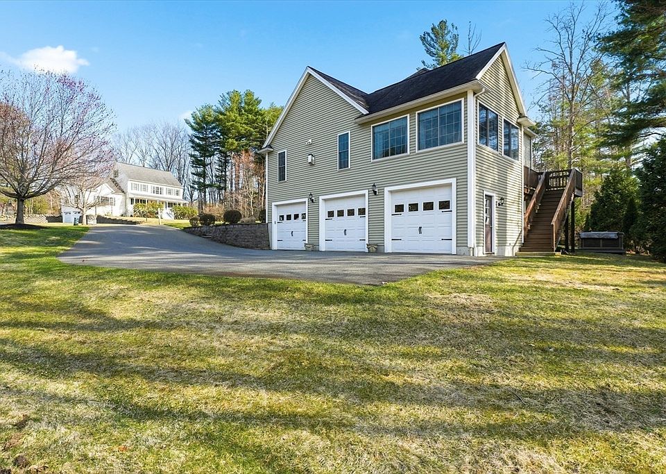 1st image of 10 Rolling Meadows Ln