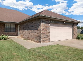 3033 S Manley Ave #B, Springfield, MO 65807