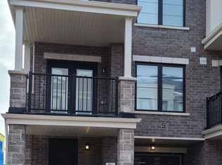 383 Dundas St E #43, Hamilton, ON L8B 1X6