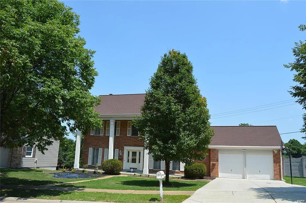 806 Henry Manor Ct photo 1