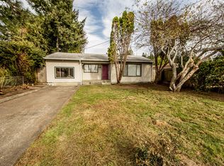 448 Mendy St, Brookings, OR 97415