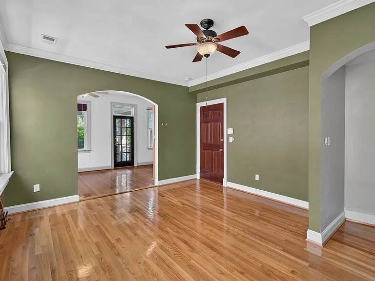1315 Colonial Ave #1-6 — Photo 6