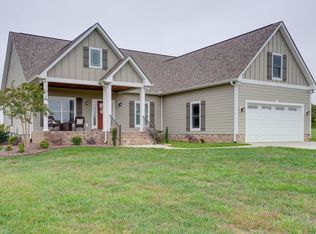 1176 Abiff Rd, Bon Aqua, TN 37025