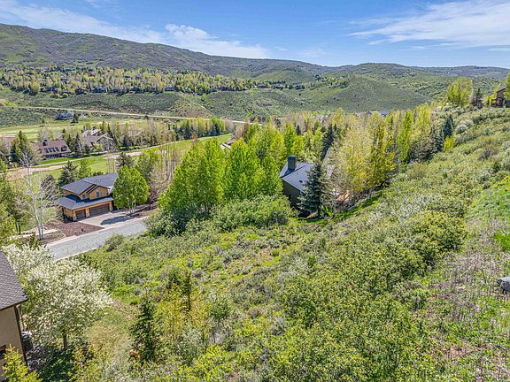 5th image of 3161 Homestead Rd