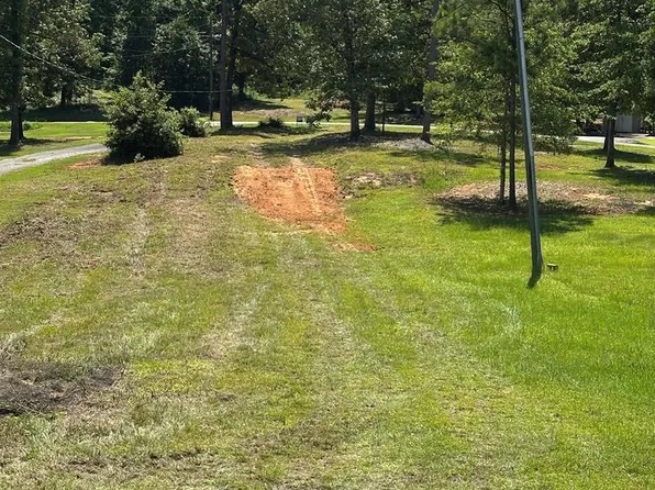 914 Lakeshore Dr, Abbeville, AL 36310