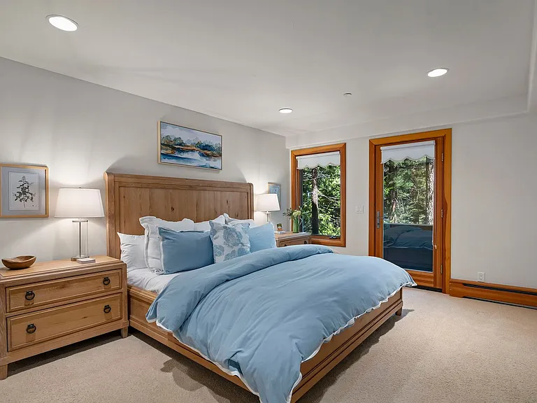 577 Eagle Dr — Photo 34