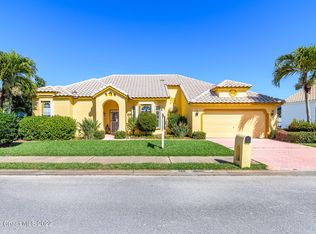 210 Seaview St, Melbourne Beach, FL 32951