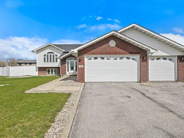 7540 W 92nd Ave, Crown Point, IN 46307