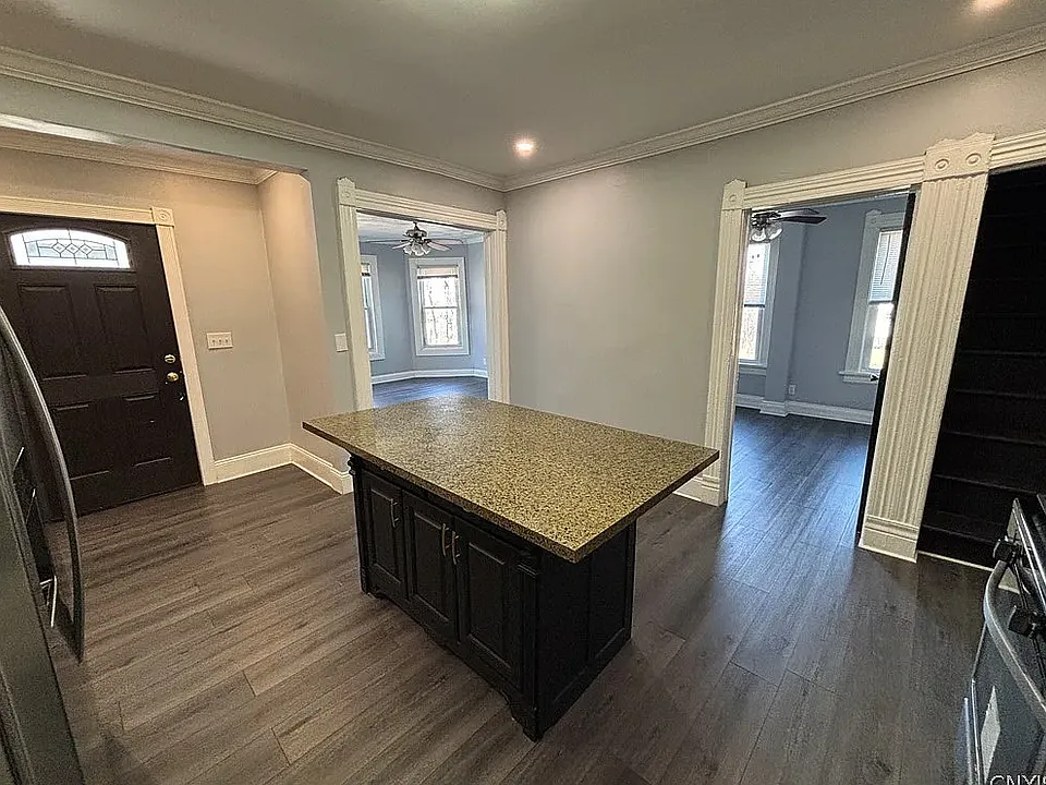 109 Westcott St #4-5