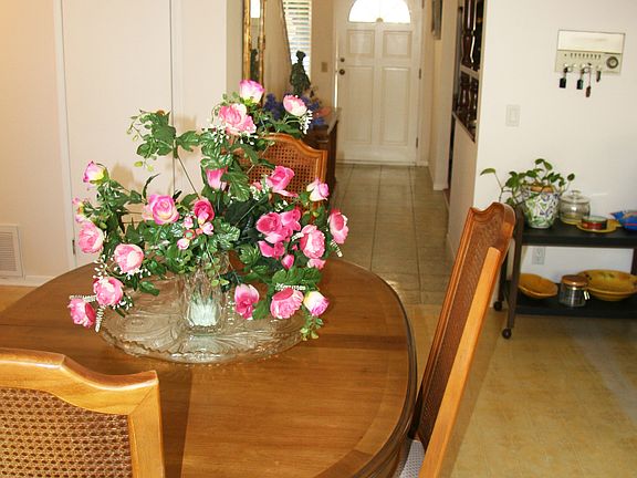 5th image of 2152 Camorilla Dr