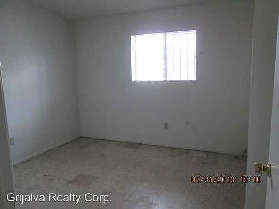 4th image of 1227 W Riverview Blvd APT 4