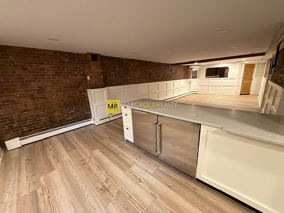 4th image of 482 Columbus Ave