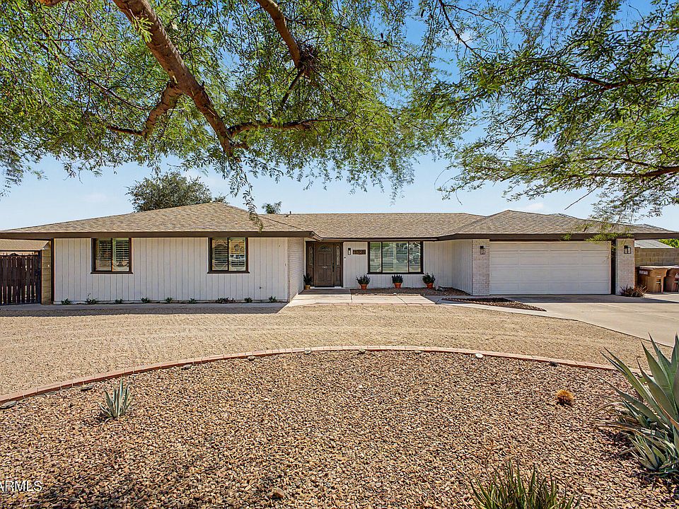 1st image of 8767 W VILLA HERMOSA --