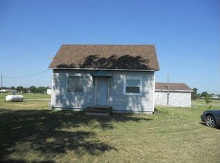 1102 Elm St, Wood River, NE 68883