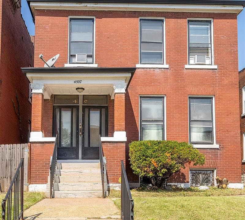 1st image of 4507 Clarence Ave