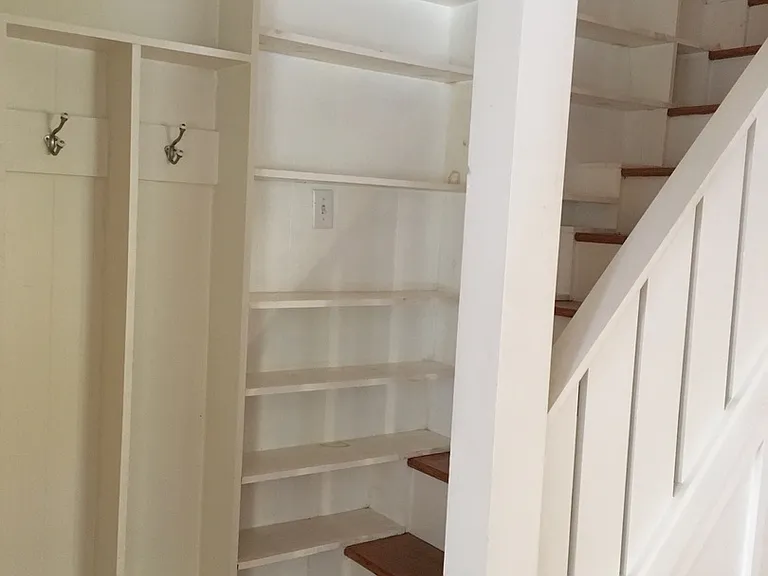 2461 Lyndhurst Ave — Photo 26