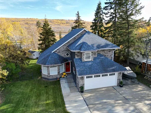12809 W 92nd St, Peace River, AB T8S 1W8