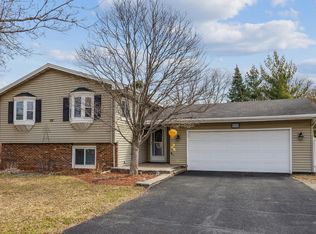 9500 Trenton Ln N, Maple Grove, MN 55369