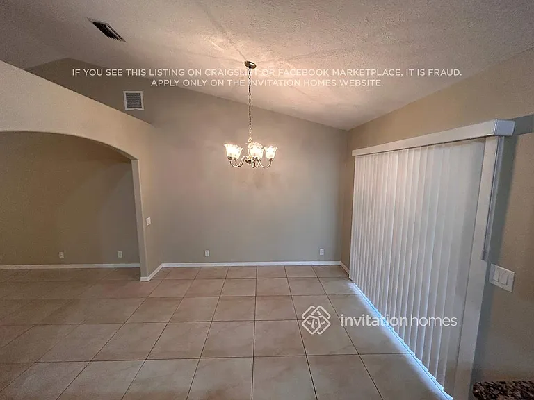 7348 Linden Ln — Photo 5