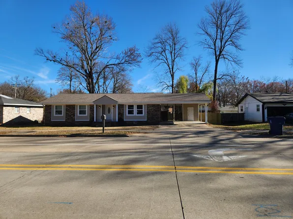 907 S 66th St, Fort Smith, AR 72903