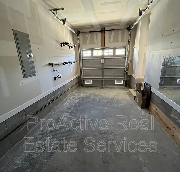 4323 Pinter Ln — Photo 34