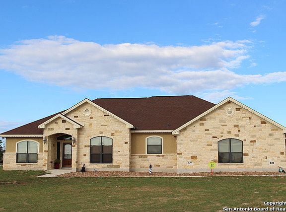 2nd image of 121 Abrego Run Dr