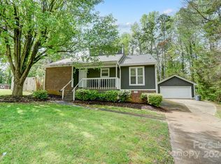 9526 Wood Beam Ct, Mint Hill, NC 28227