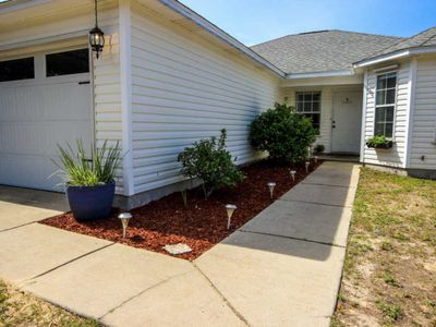 8111 4th St, Navarre, FL, 32566