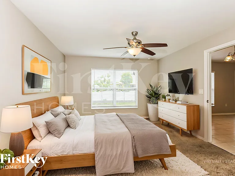 414 Willowbrook Dr — Photo 10