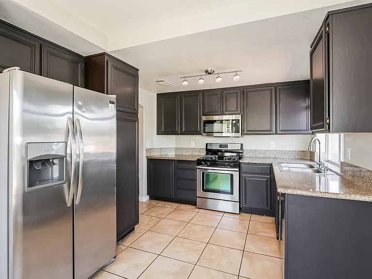 4565 Savin Cir — Photo 9